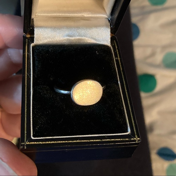 Silver ring - Picture 2 of 7